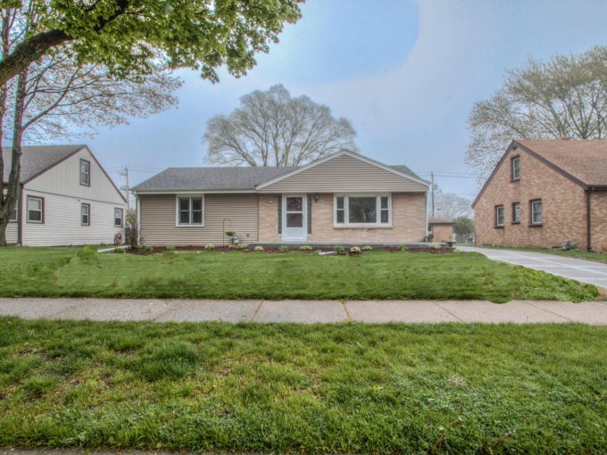 85th St West Allis Home for Sale