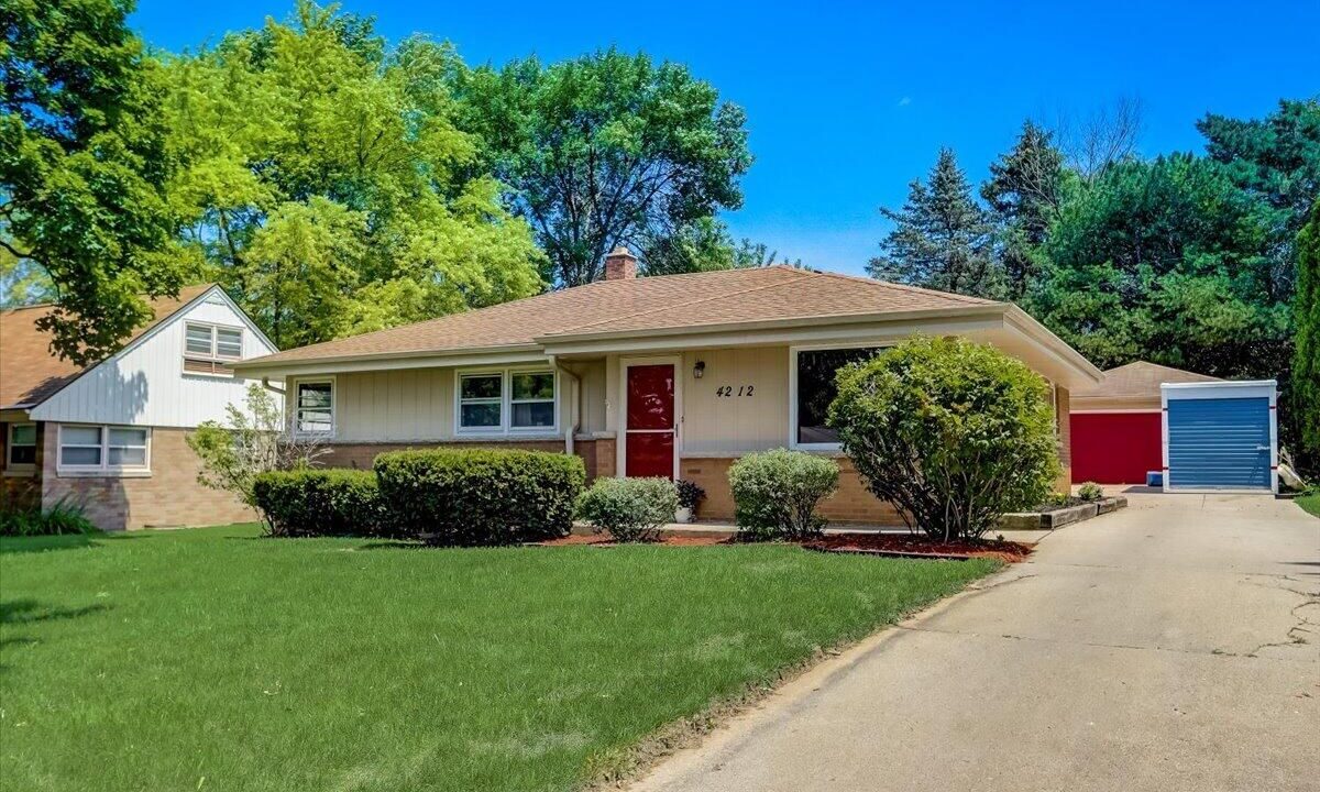 Wauwatosa House for Sale Rhonda Simonson